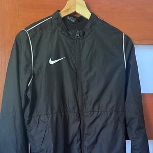 Nike Windbreaker - Boys XL (Black)